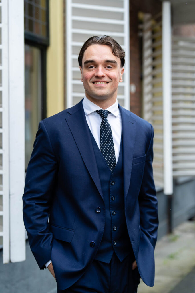 dhr. mr. R. (Rick) van der Vijver