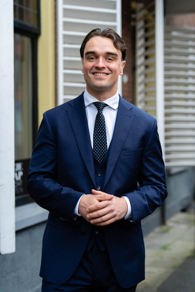 dhr. mr. R. (Rick) van der Vijver